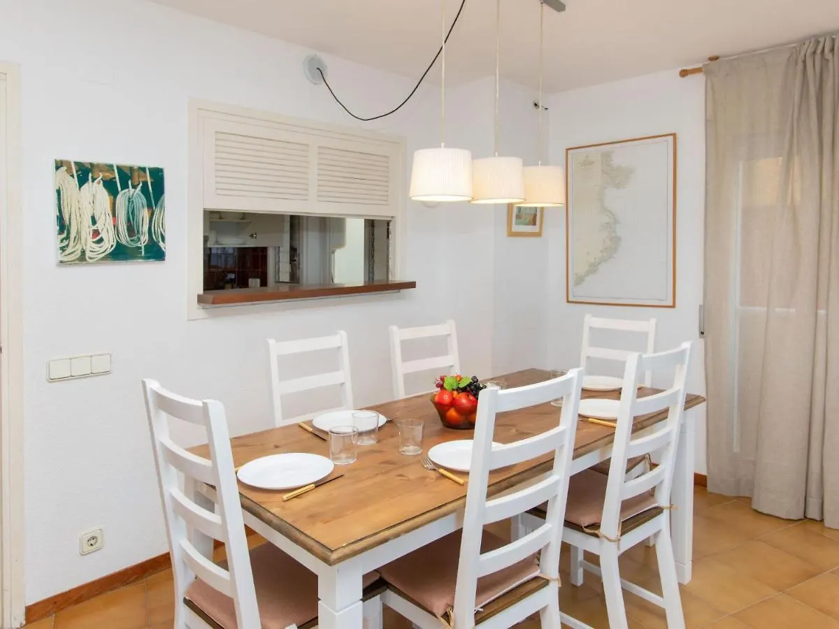 L' Escala Apartment El Cargol By Interhome